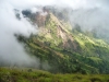 La vallée dans les nuages